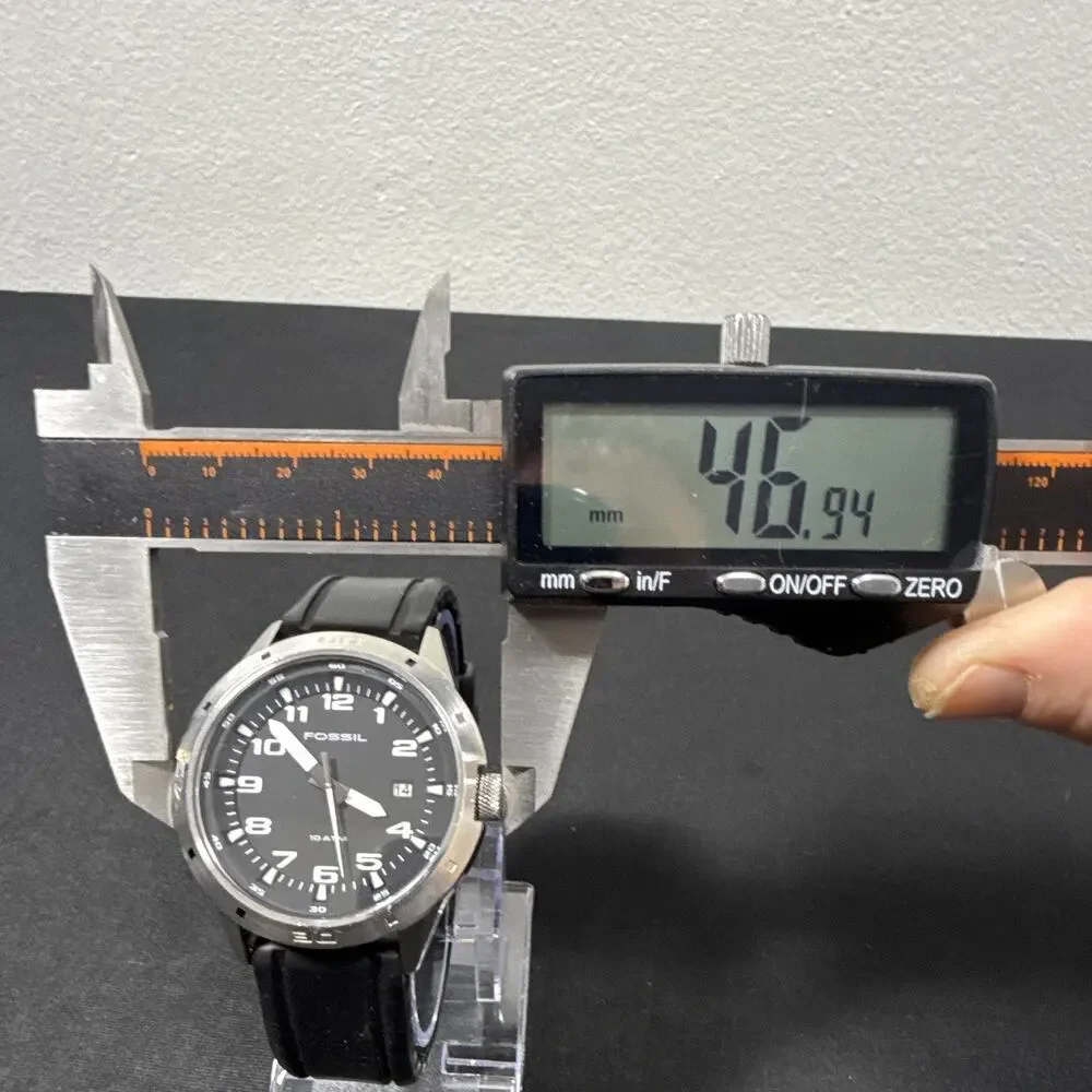 Fossil Men’s Wristwatch AM-4239 New Battery! Runs excellent!